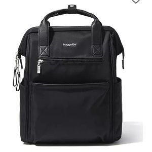 Baggallini backpack soho
